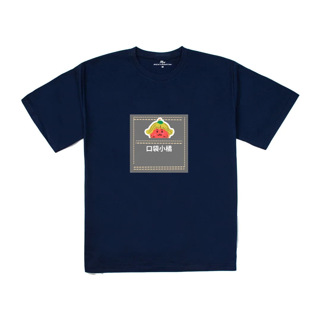 口袋裡的假髮橘子人｜240g 重磅落肩棉T 藏青 正面